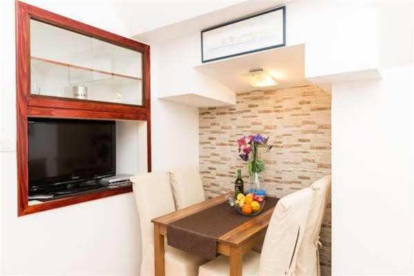 Apartman Neve Ντουμπρόβνικ Εξωτερικό φωτογραφία
